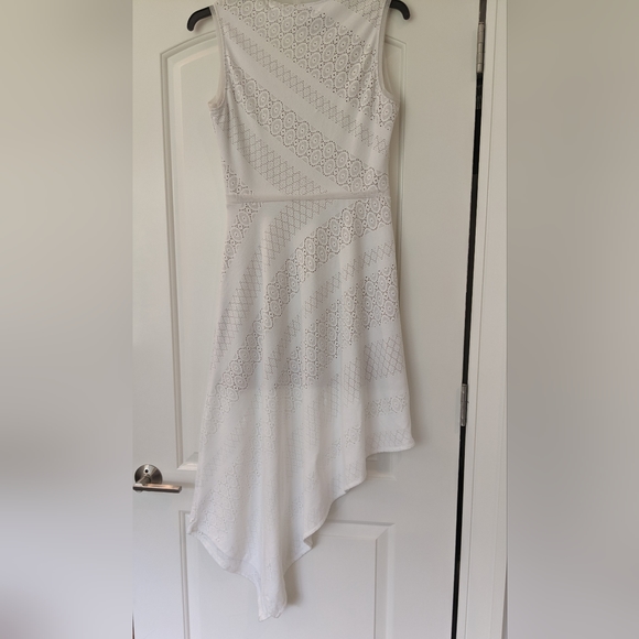 BCBG Tracie Asymmetrical White Dress - Picture 10 of 11
